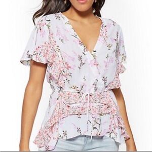 New York & Company White Floral Faux Wrap Blouse Size Extra Small